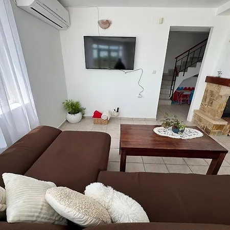 Holiday home Fantasy Tyulenovo